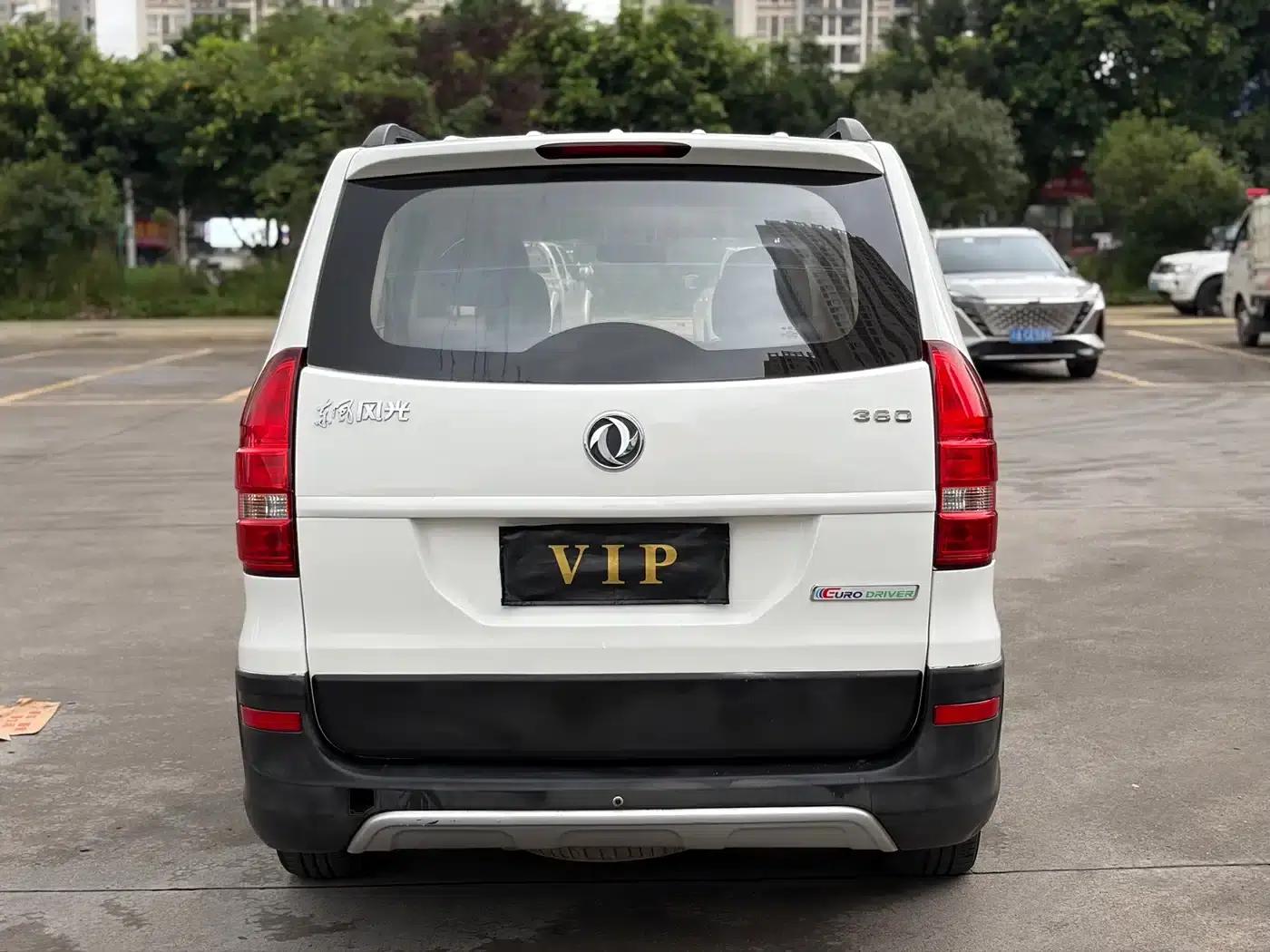 Fengguang 360 2015 Model 1.5L Manual Deluxe 7-Seater National V Emission Standard — миниатюра 9