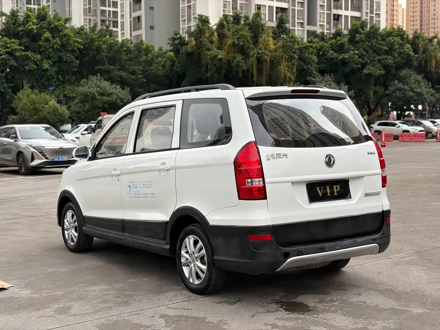 Fengguang 360 2015 Model 1.5L Manual Deluxe 7-Seater National V Emission Standard — миниатюра 10
