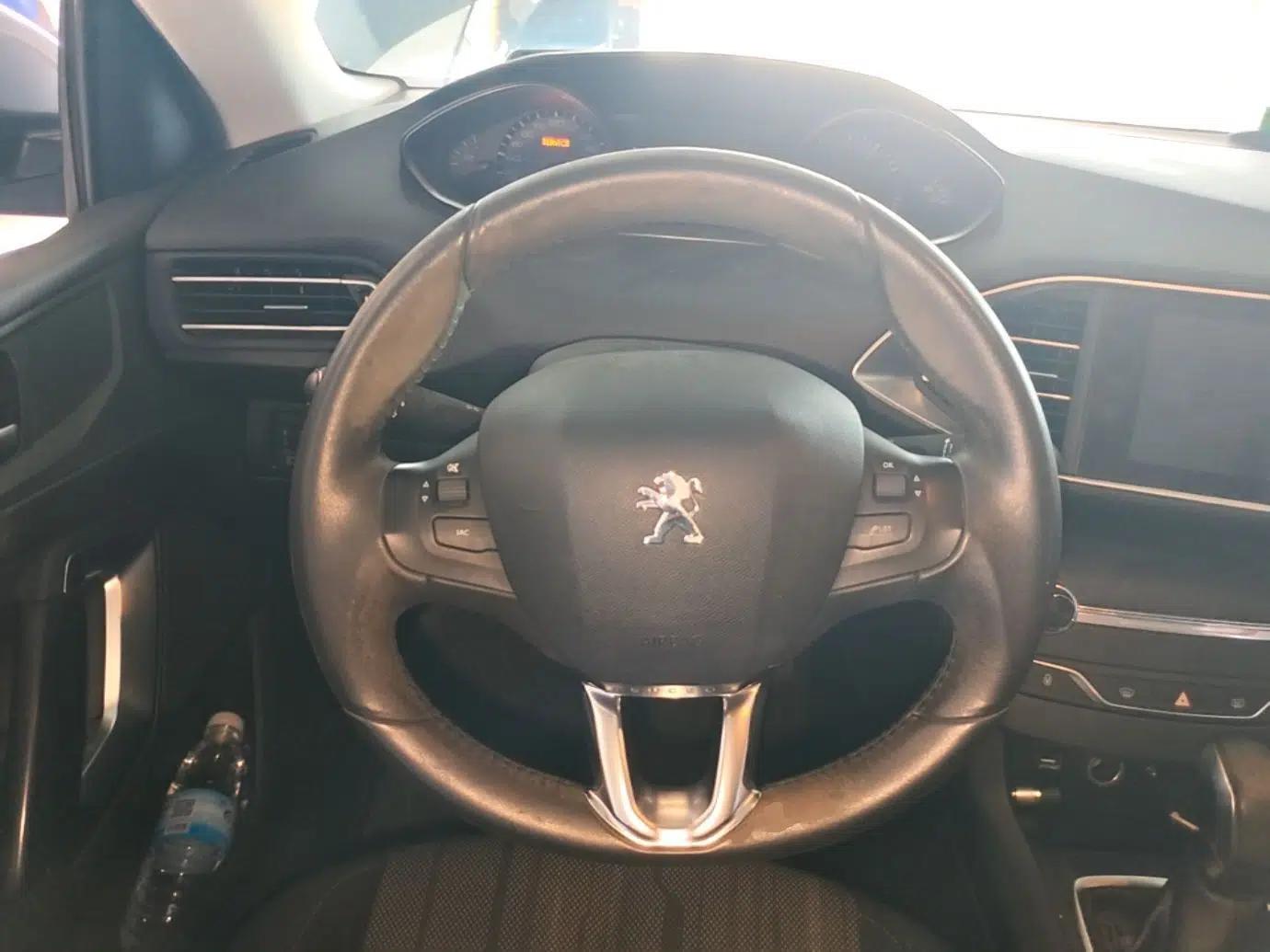 Peugeot 308S 2015 1.2T Automatic Jingchi Edition — миниатюра 20