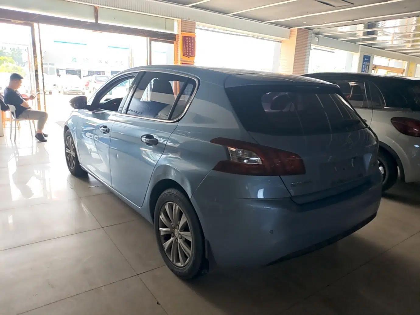 Peugeot 308S 2015 1.2T Automatic Jingchi Edition — миниатюра 4