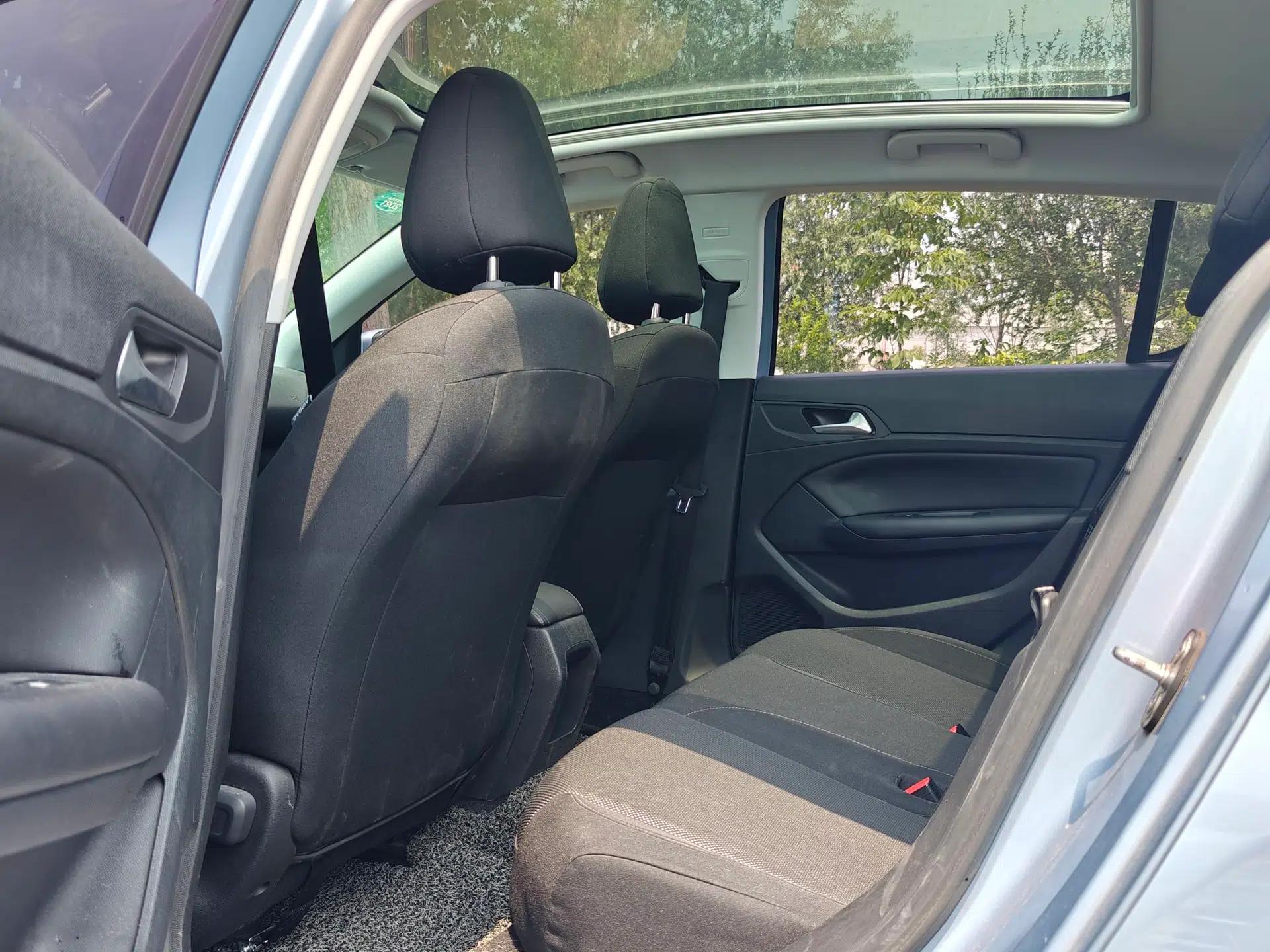 Peugeot 308S 2015 1.2T Automatic Jingchi Edition — миниатюра 31