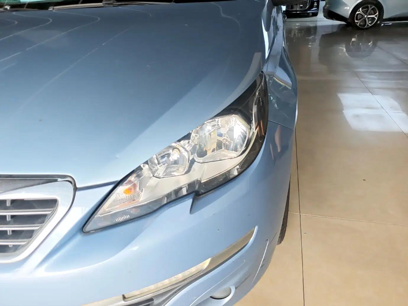 Peugeot 308S 2015 1.2T Automatic Jingchi Edition — миниатюра 8