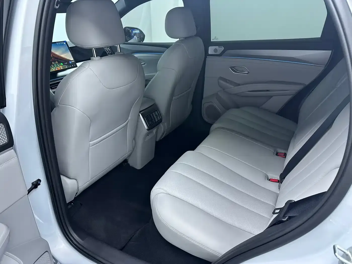 Song Ultra 2026 EV 710KM Excellent Edition — миниатюра 3