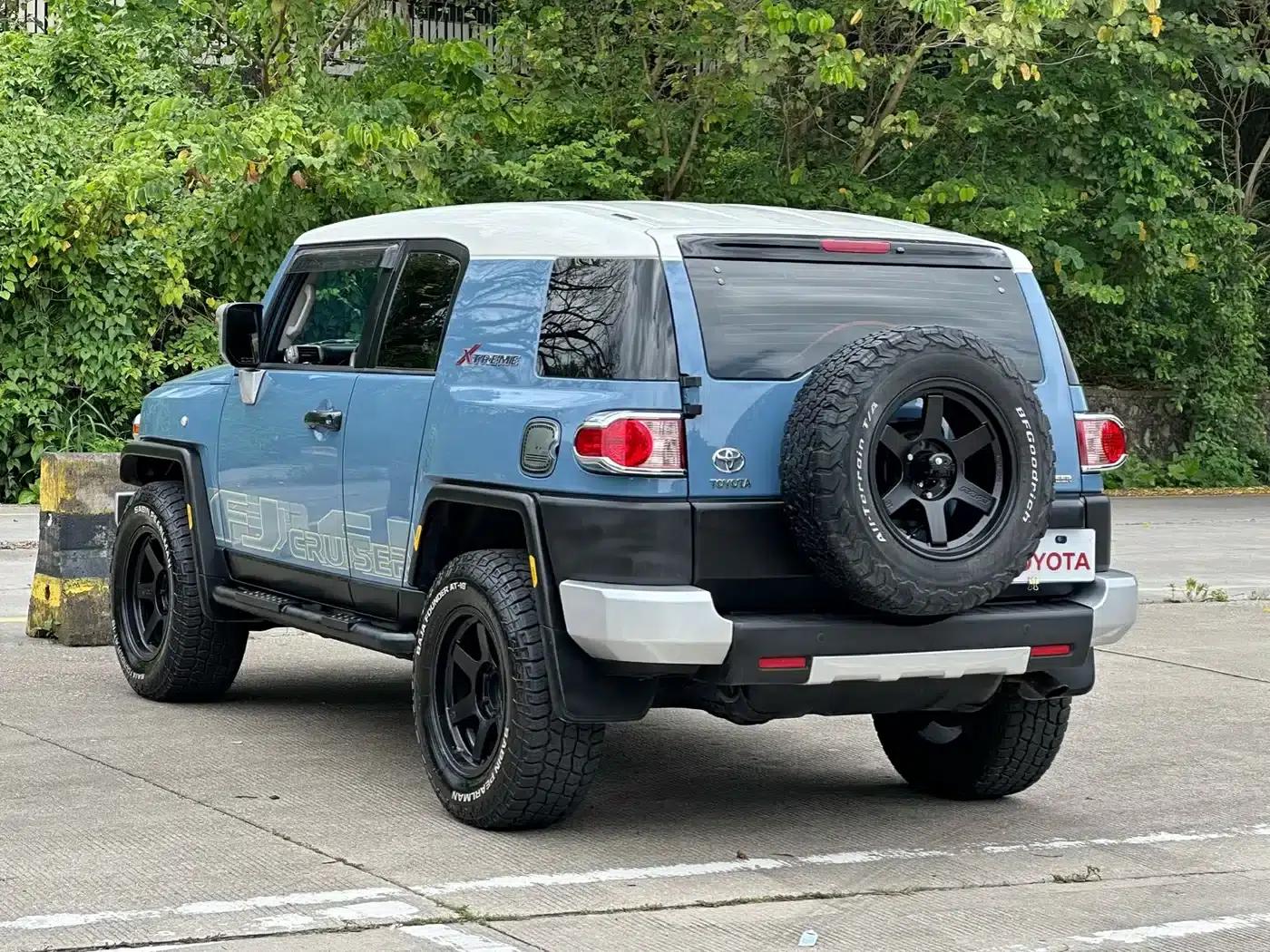 2019 FJ Cruiser 4.0L Extreme Sport Edition — миниатюра 14