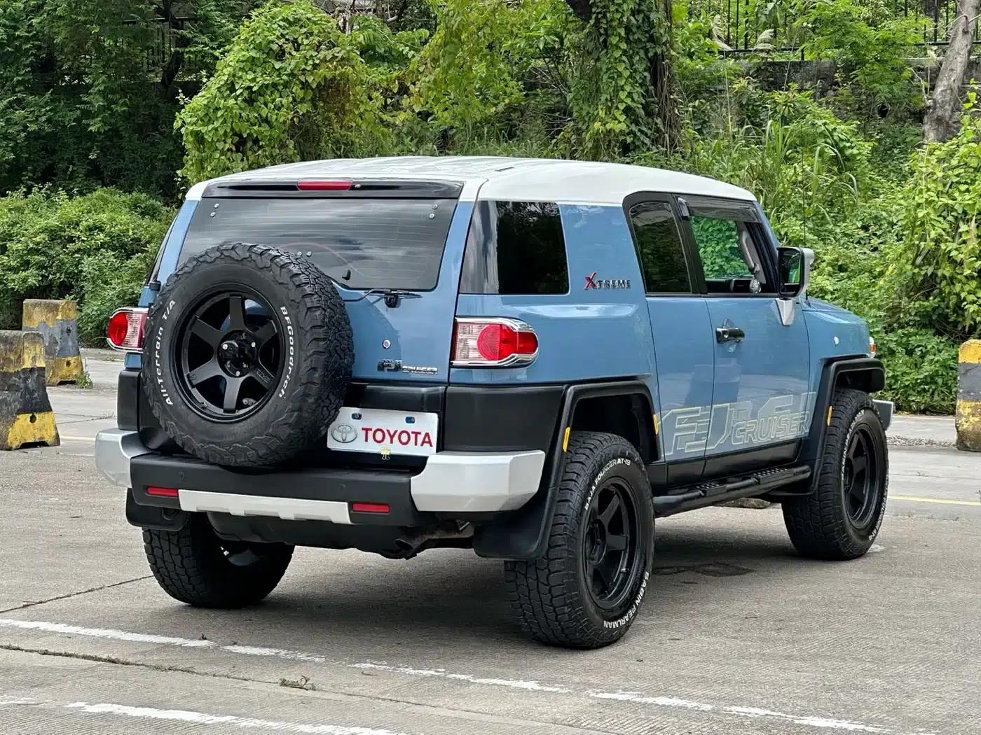 2019 FJ Cruiser 4.0L Extreme Sport Edition — миниатюра 16