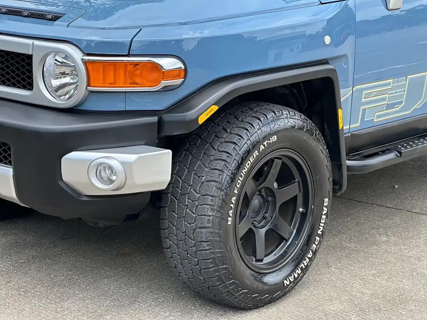 2019 FJ Cruiser 4.0L Extreme Sport Edition — миниатюра 4