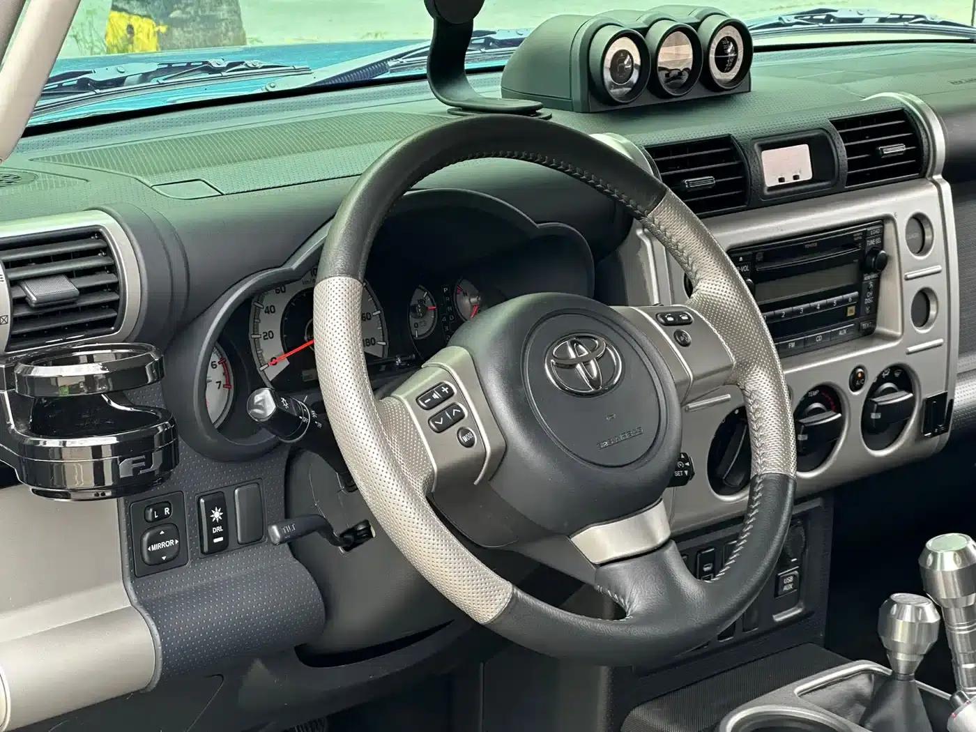 2019 FJ Cruiser 4.0L Extreme Sport Edition — миниатюра 6