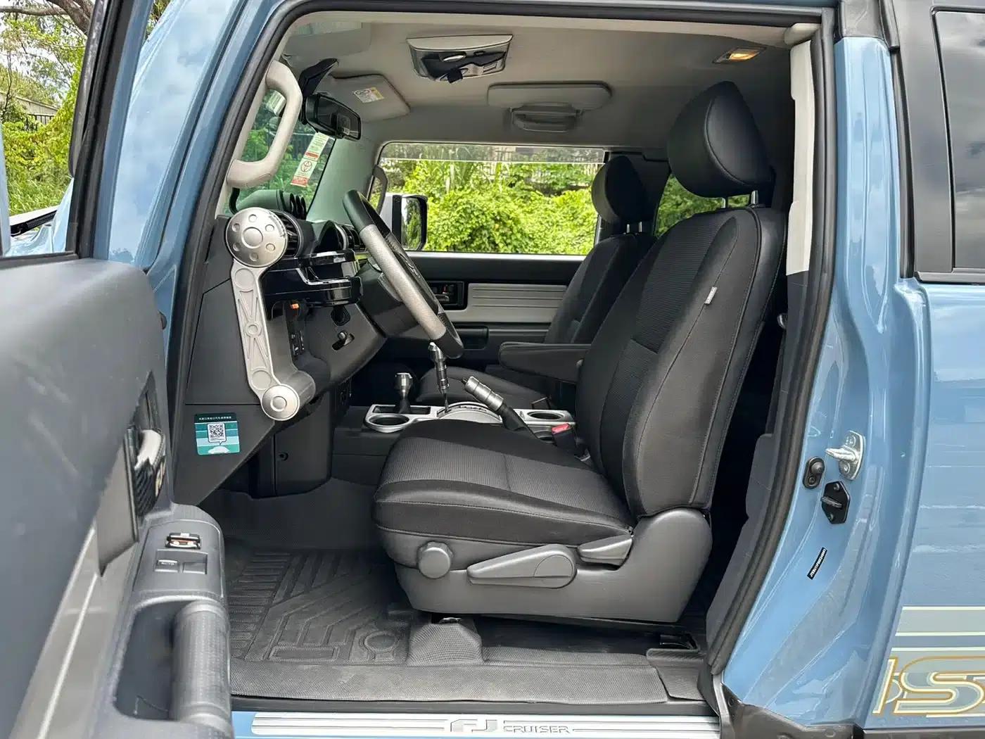 2019 FJ Cruiser 4.0L Extreme Sport Edition — миниатюра 10