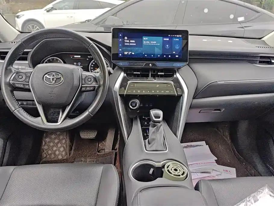 HARRIER 2022 2.0L CVT 2WD Premium Edition — миниатюра 12