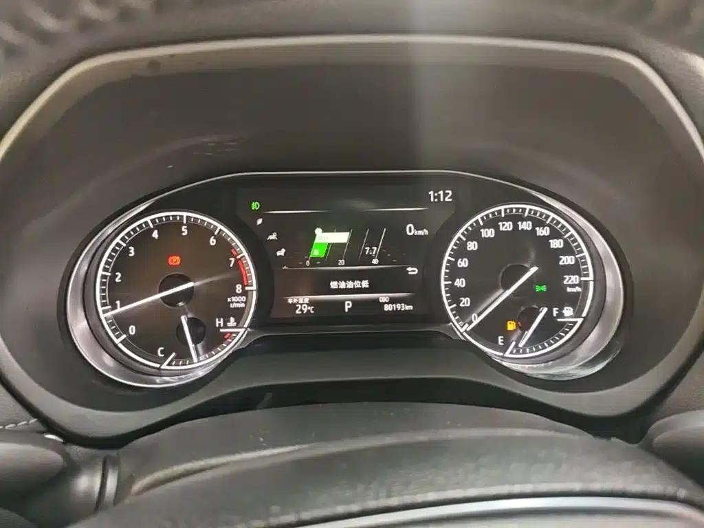 HARRIER 2022 2.0L CVT 2WD Luxury Edition — миниатюра 12