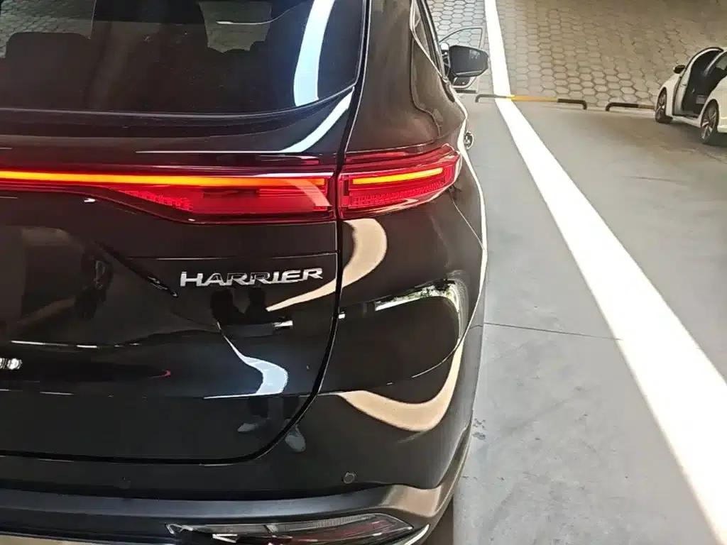 HARRIER 2022 2.0L CVT 2WD Luxury Edition — миниатюра 8
