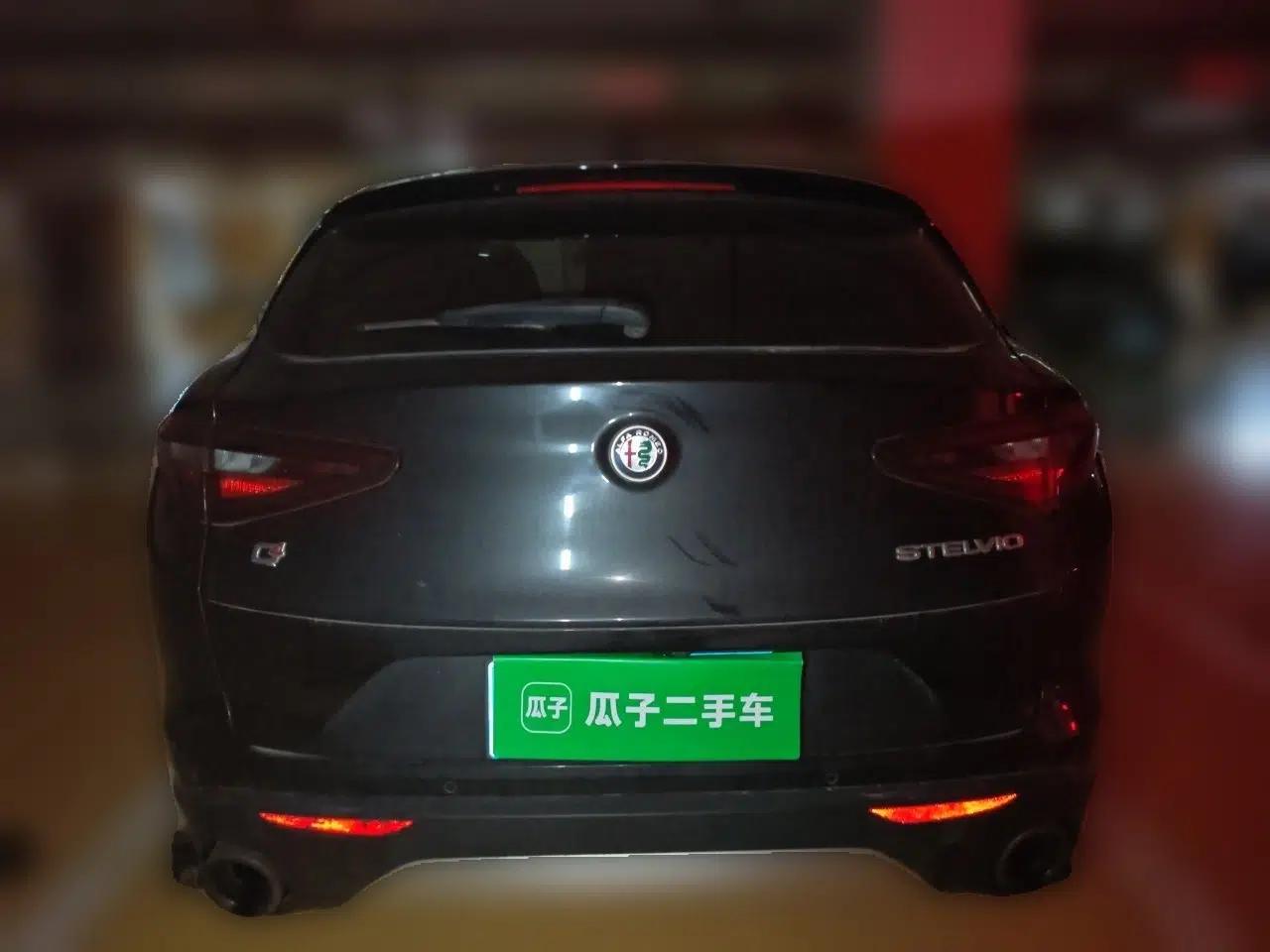 Alfa Romeo Stelvio 2017 2.0T 200HP Elite Edition — миниатюра 5