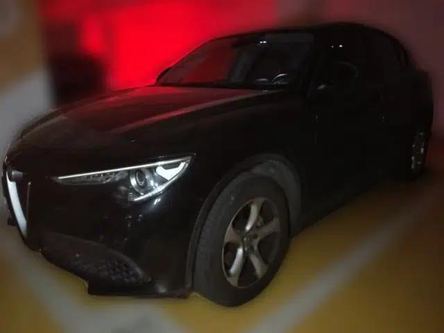Alfa Romeo Stelvio 2017 2.0T 200HP Elite Edition