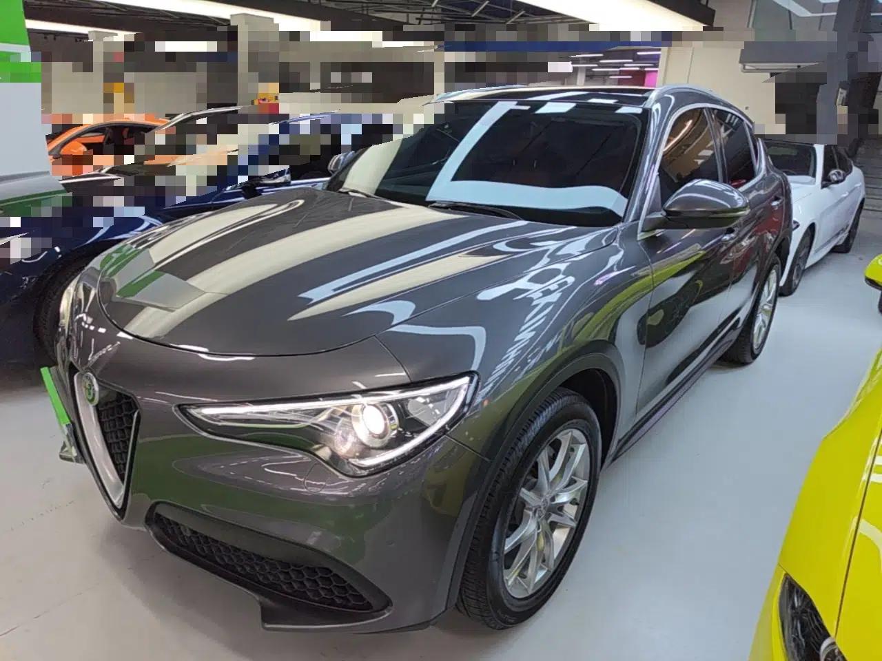 Alfa Romeo Stelvio 2020 2.0T 280HP Luxury Edition — миниатюра 1