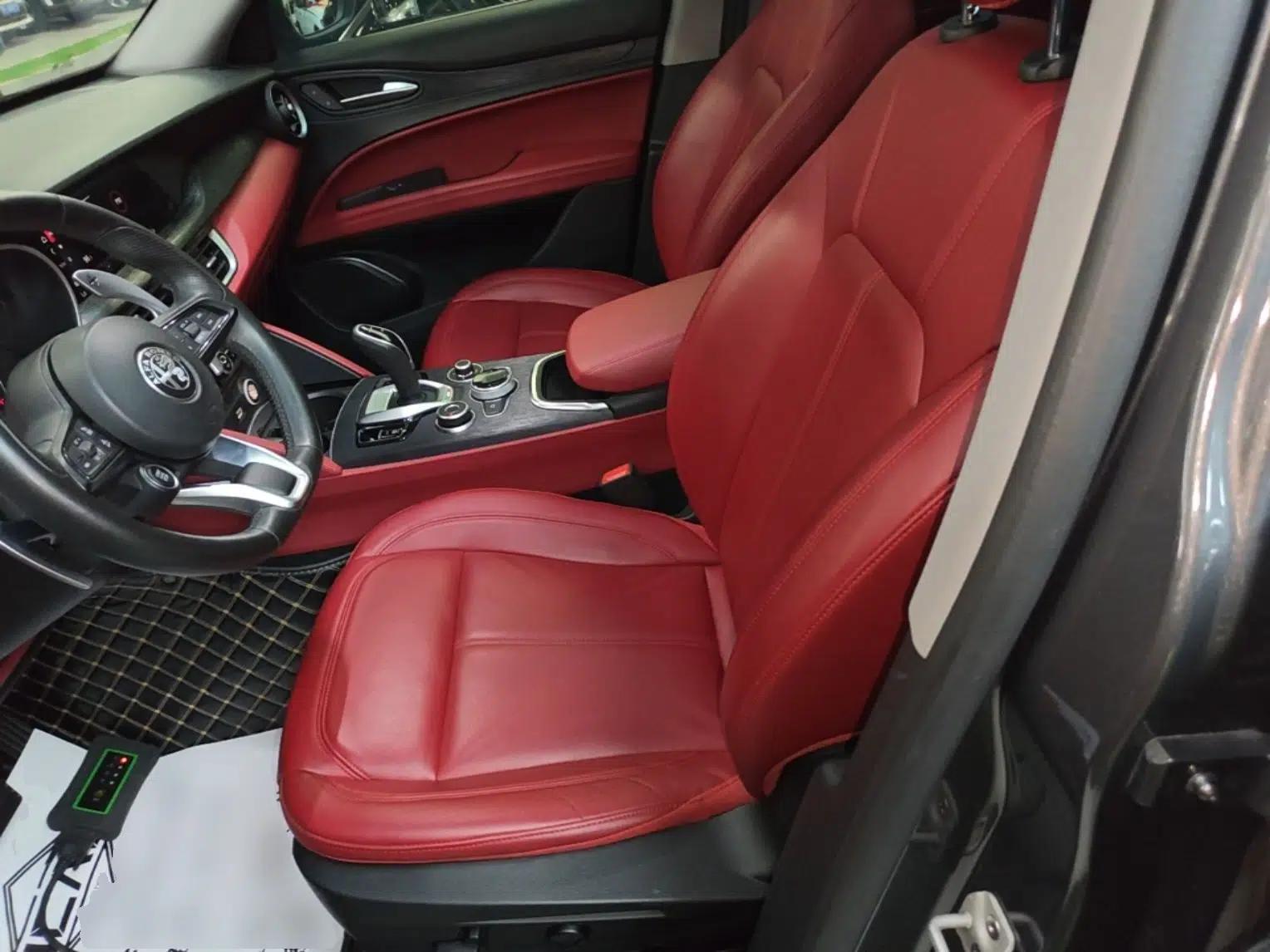 Alfa Romeo Stelvio 2020 2.0T 280HP Luxury Edition — миниатюра 17