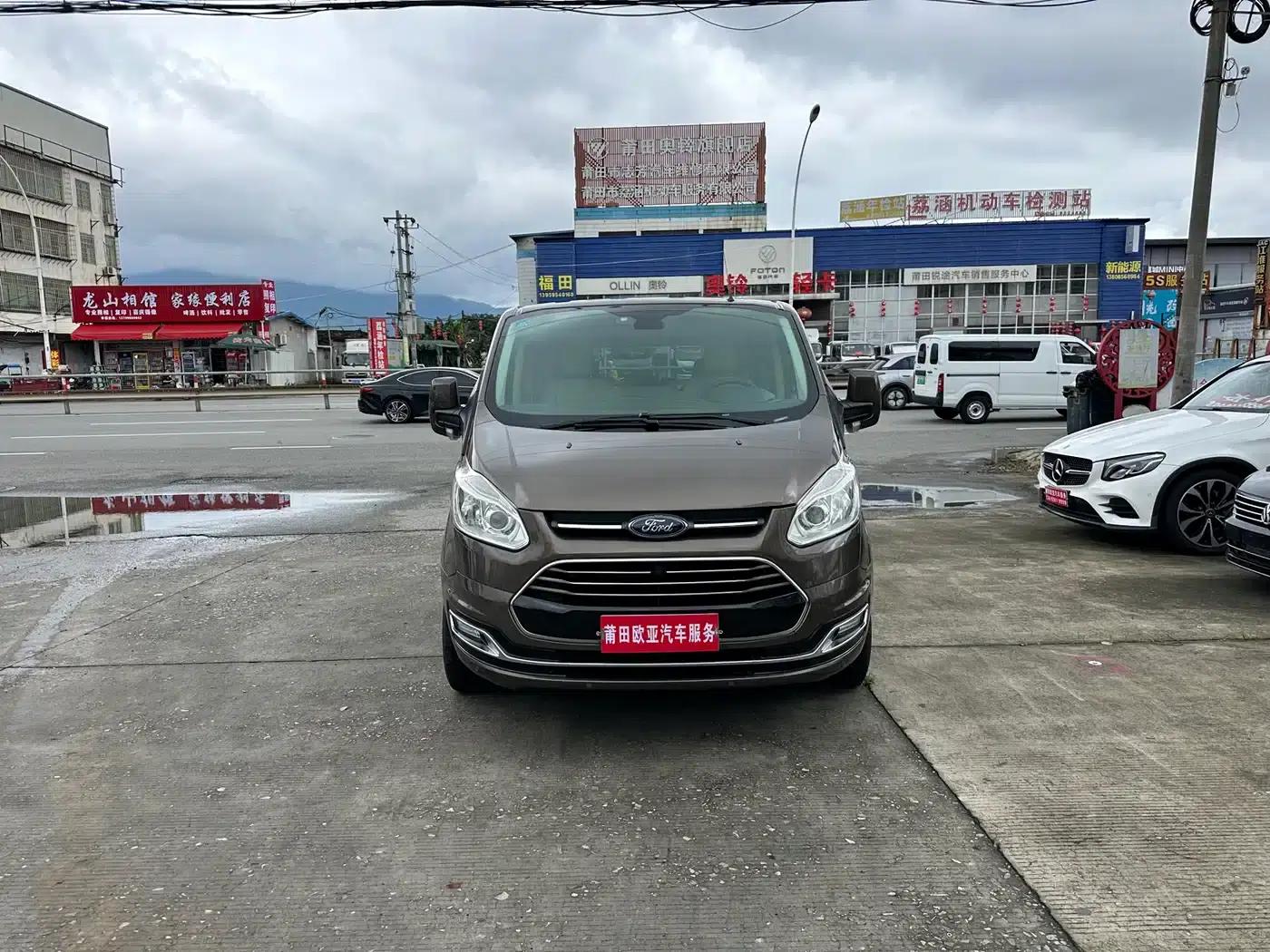 Tourneo 2017 2.0T Automatic Business Class Edition — миниатюра 1