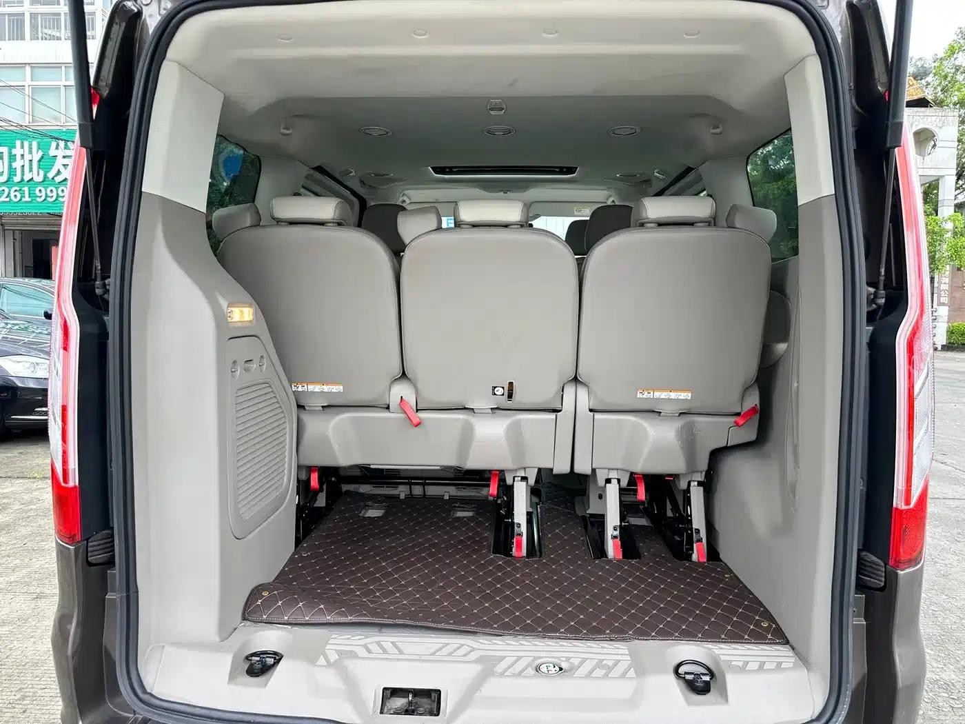 Tourneo 2017 2.0T Automatic Business Class Edition — миниатюра 13
