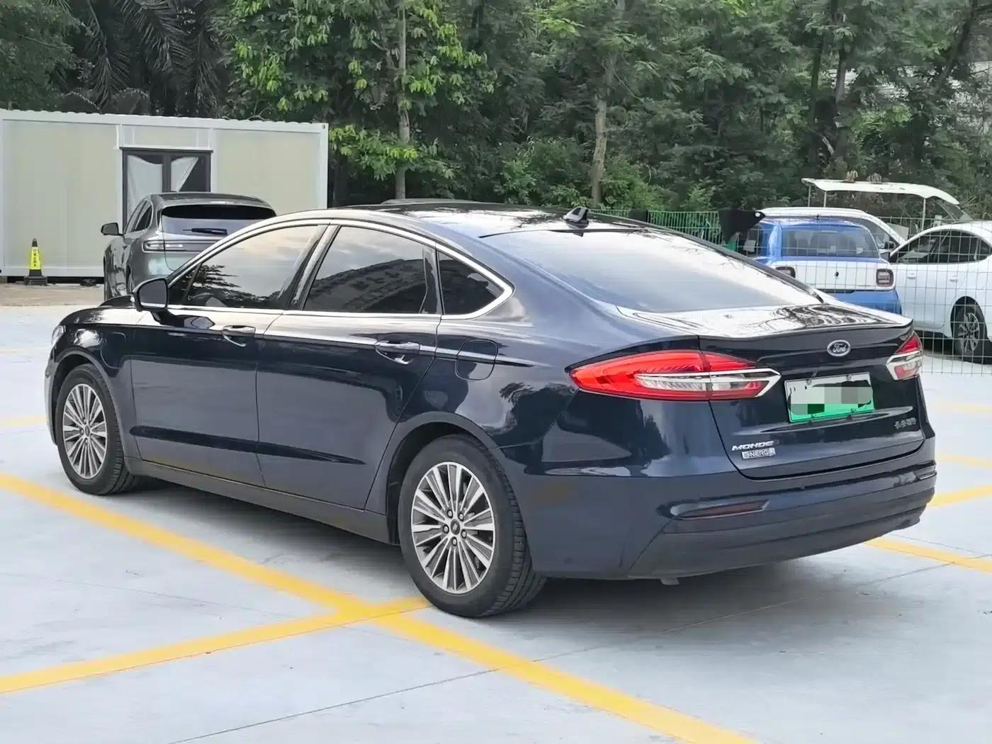 Mondeo PHEV 2018 2.0 PHEV Intelligent Control Fashion Model (National VI Emission Standard) — миниатюра 13