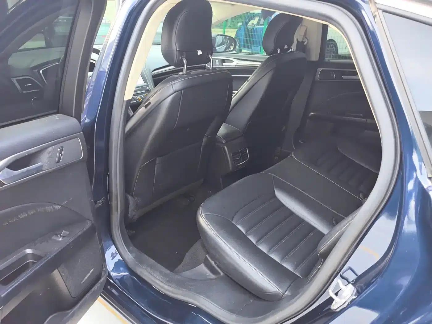 Mondeo PHEV 2018 2.0 PHEV Intelligent Control Fashion Model (National VI Emission Standard) — миниатюра 6