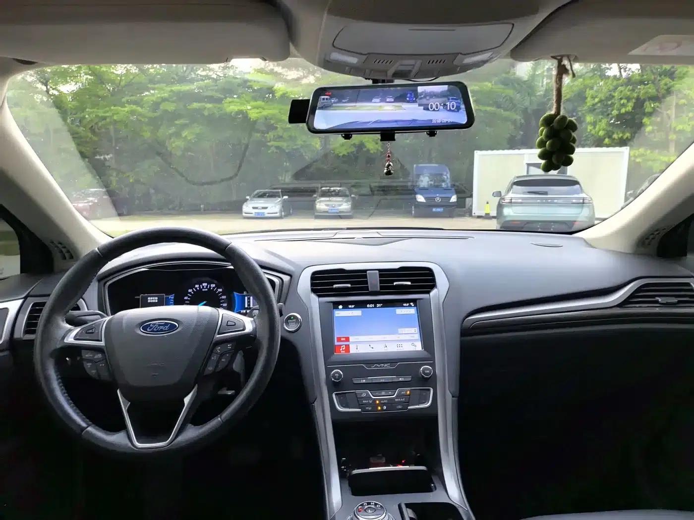 Mondeo PHEV 2018 2.0 PHEV Intelligent Control Fashion Model (National VI Emission Standard) — миниатюра 7