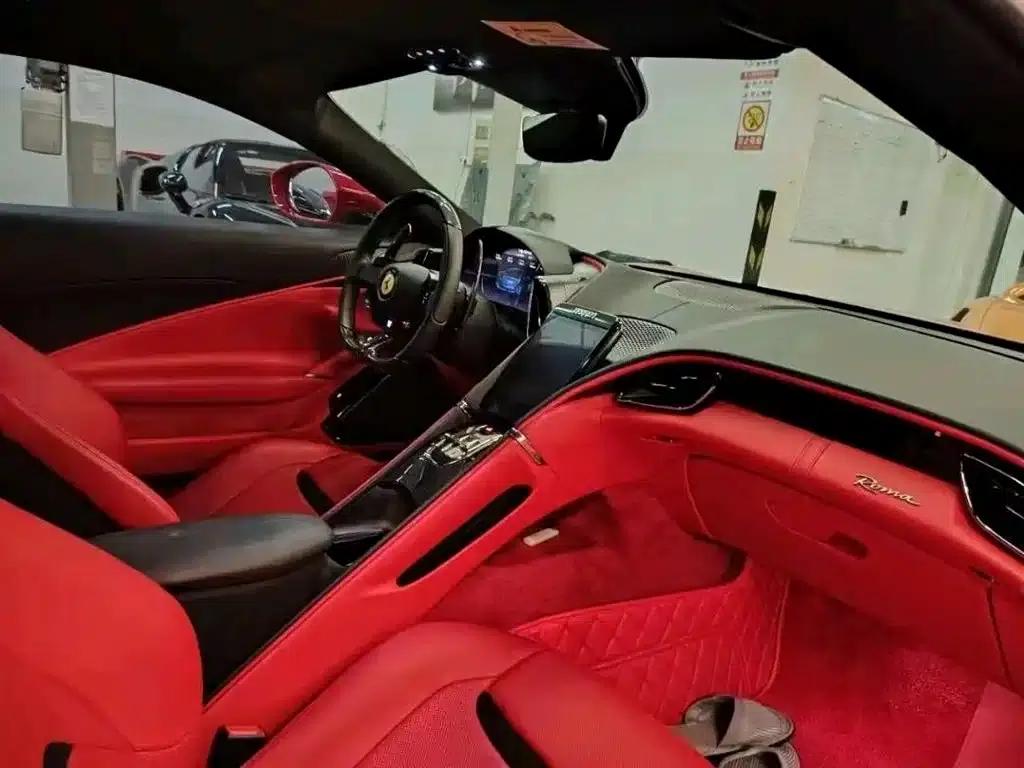Roma 2020 3.9T V8 — миниатюра 5