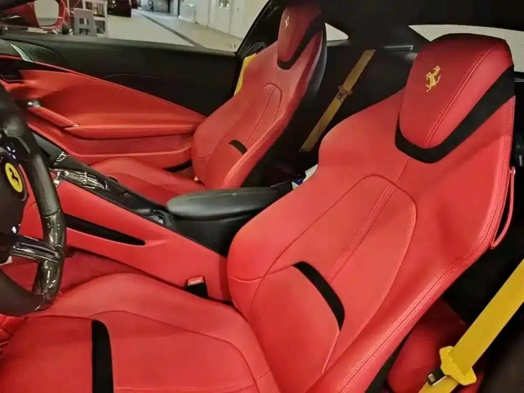 Roma 2020 3.9T V8 — миниатюра 7