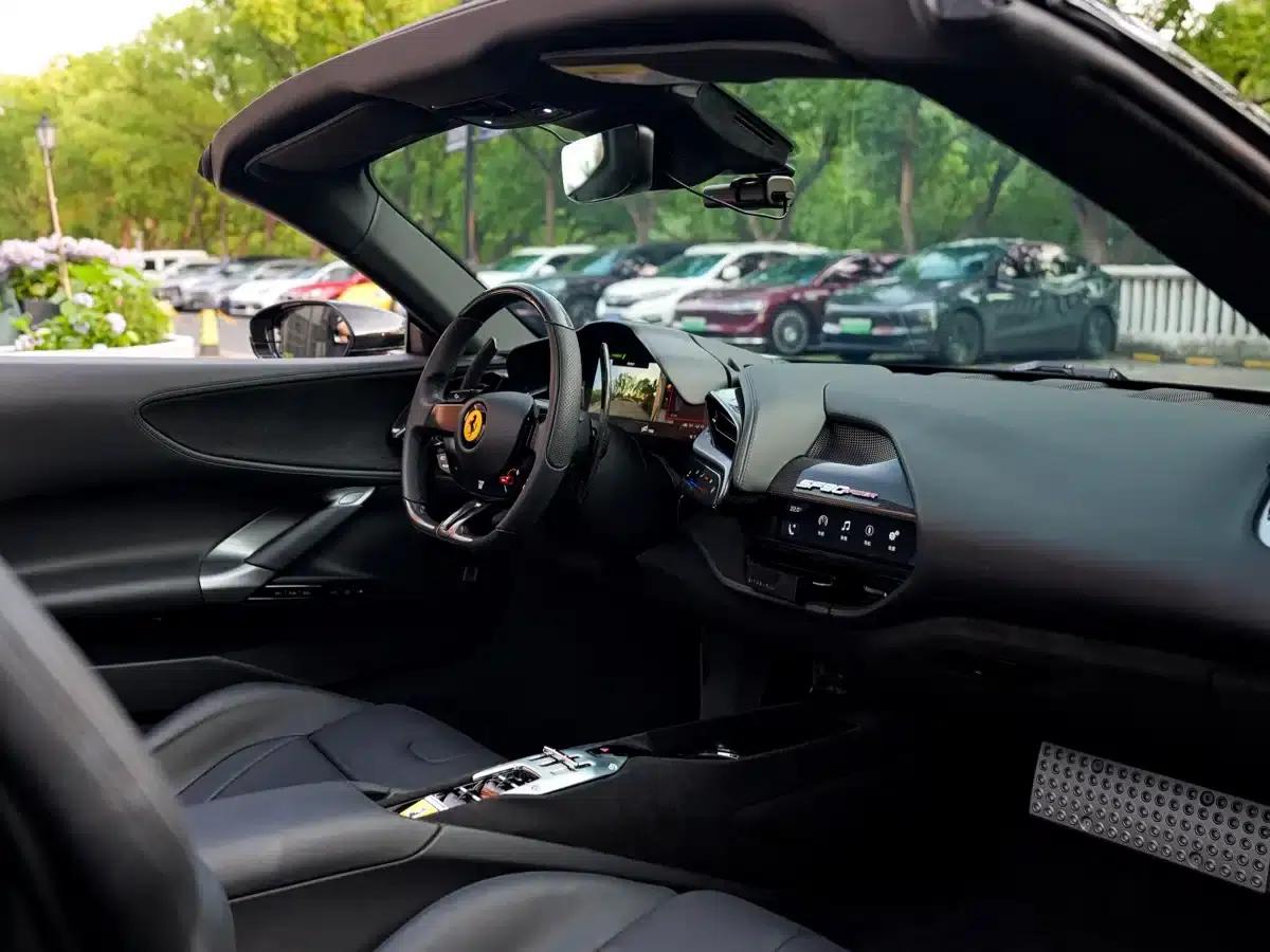 SF90 2021 3.9T V8 Spider — миниатюра 16