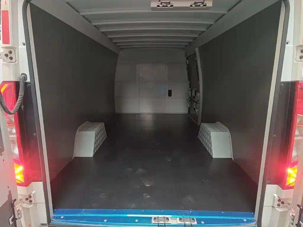 Zhilan Elf E7 2023 Pure Electric Van, Flat-Top, 2-Seat, CATL 38.64kWh — миниатюра 19