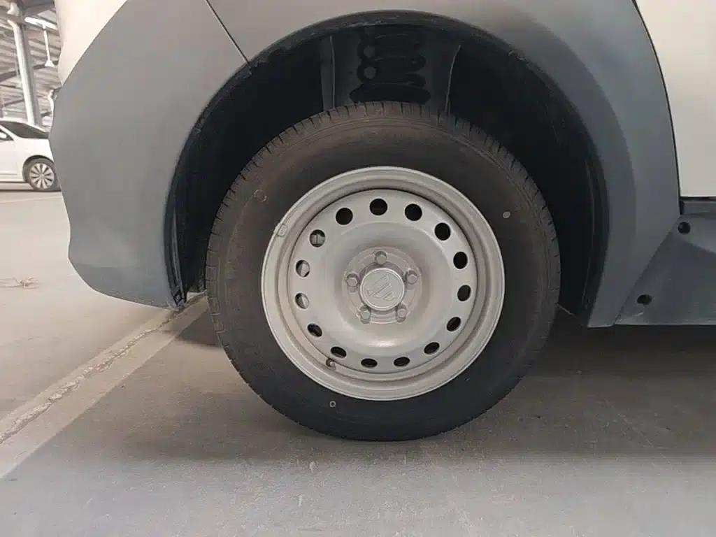 Zhilan Elf E7 2023 Pure Electric Van, Flat-Top, 2-Seat, CATL 38.64kWh — миниатюра 23