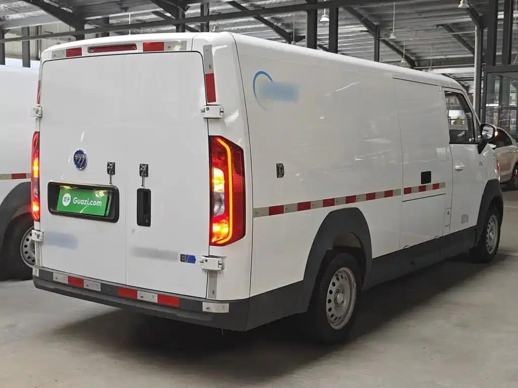 Zhilan Elf E7 2023 Pure Electric Van, Flat-Top, 2-Seat, CATL 38.64kWh — миниатюра 7