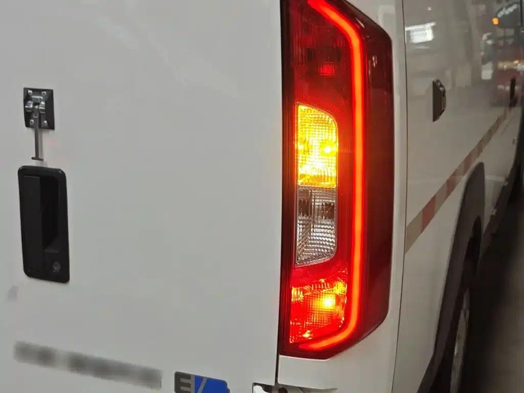 Zhilan Elf E7 2023 Pure Electric Van, Flat-Top, 2-Seat, CATL 38.64kWh — миниатюра 8