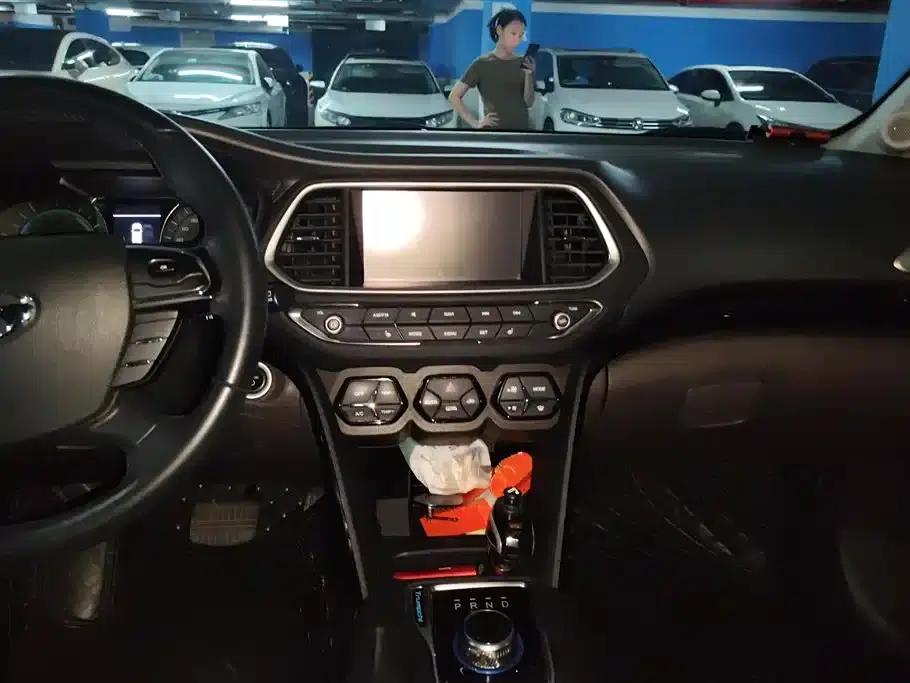 Trumpchi GS4 PHEV 2019 1.5L Premium Edition — миниатюра 13