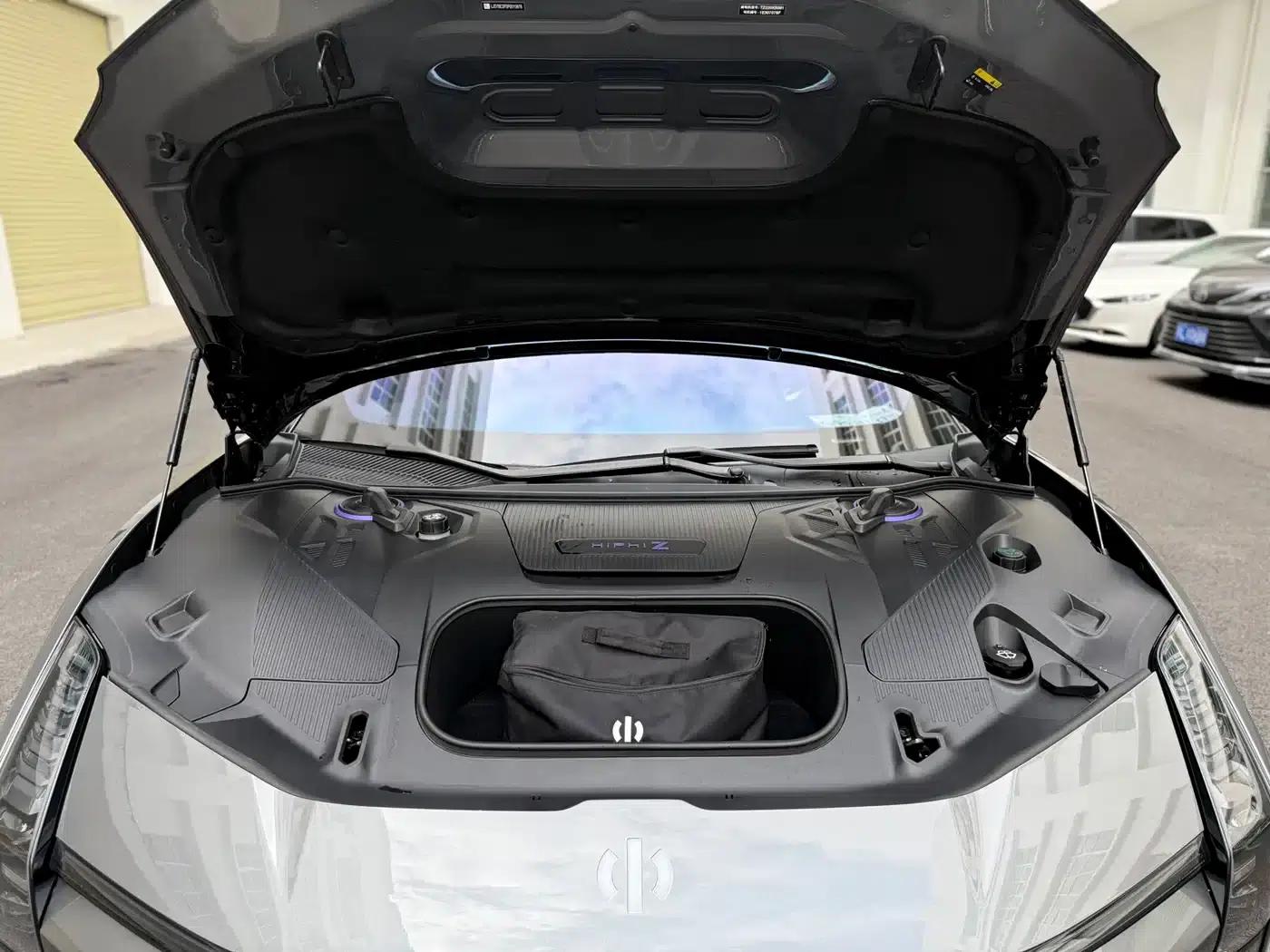 2023 HiPhi Z (Four-seater version) — миниатюра 22