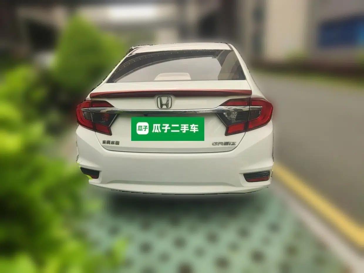 Honda Greiz 2016 1.5L CVT Classic Edition — миниатюра 5
