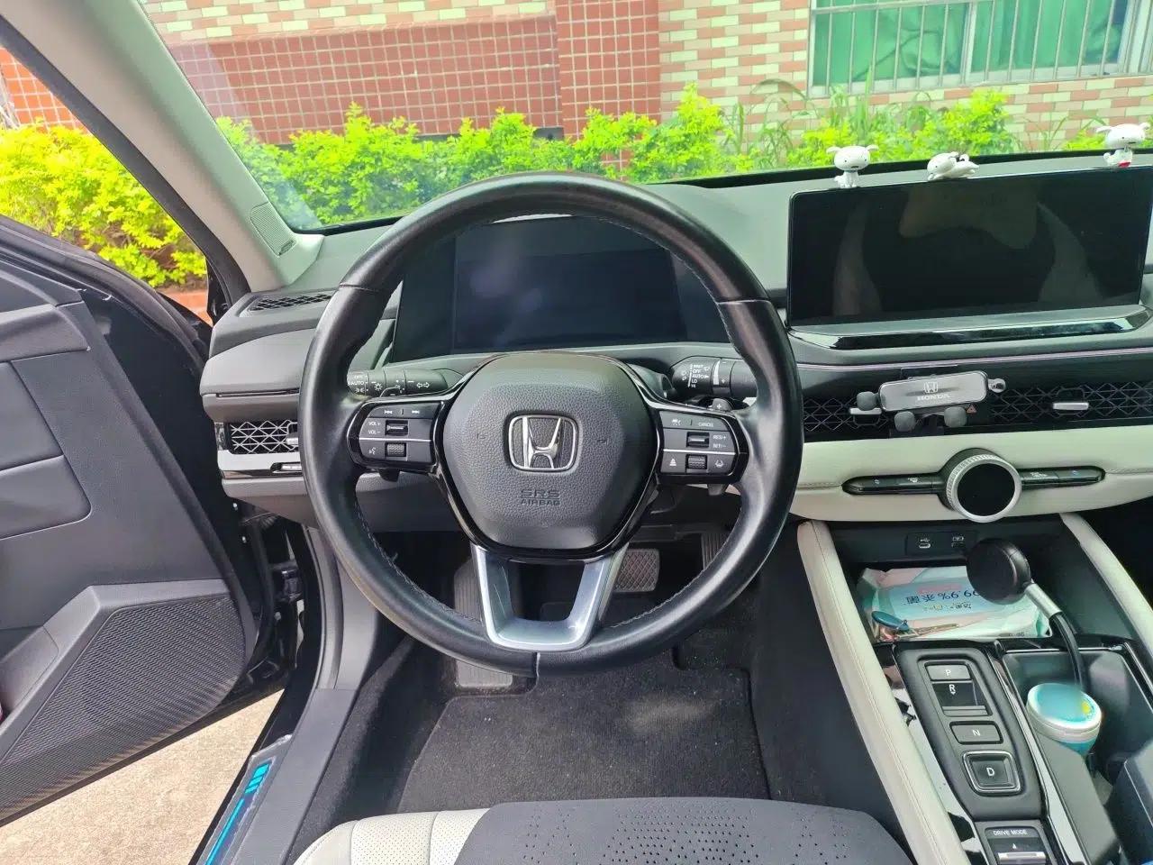 Honda Accord New Energy 2023 2.0L ePHEV Prestige Edition — миниатюра 10