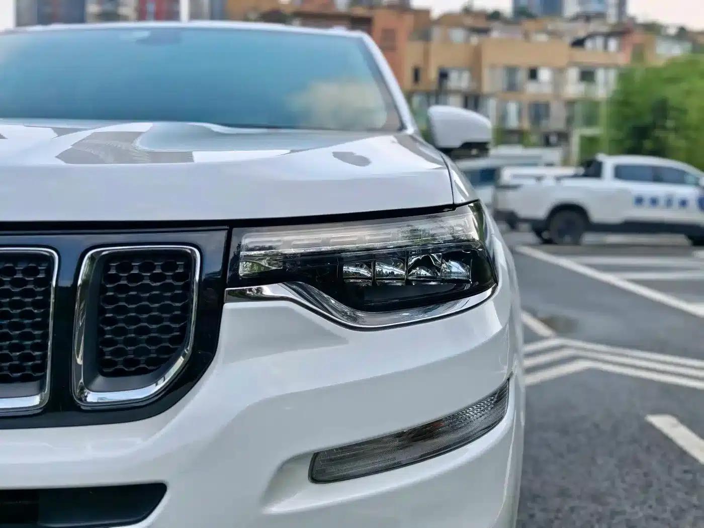 Commander 2018 2.0T 4WD Premium Edition (National V Emission Standard) — миниатюра 19