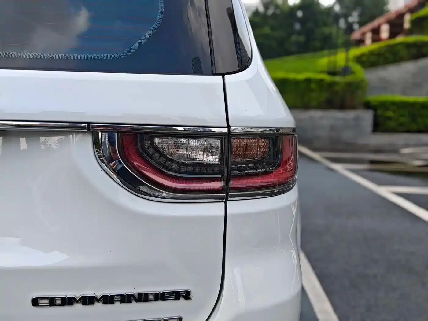 Commander 2018 2.0T 4WD Premium Edition (National V Emission Standard) — миниатюра 24