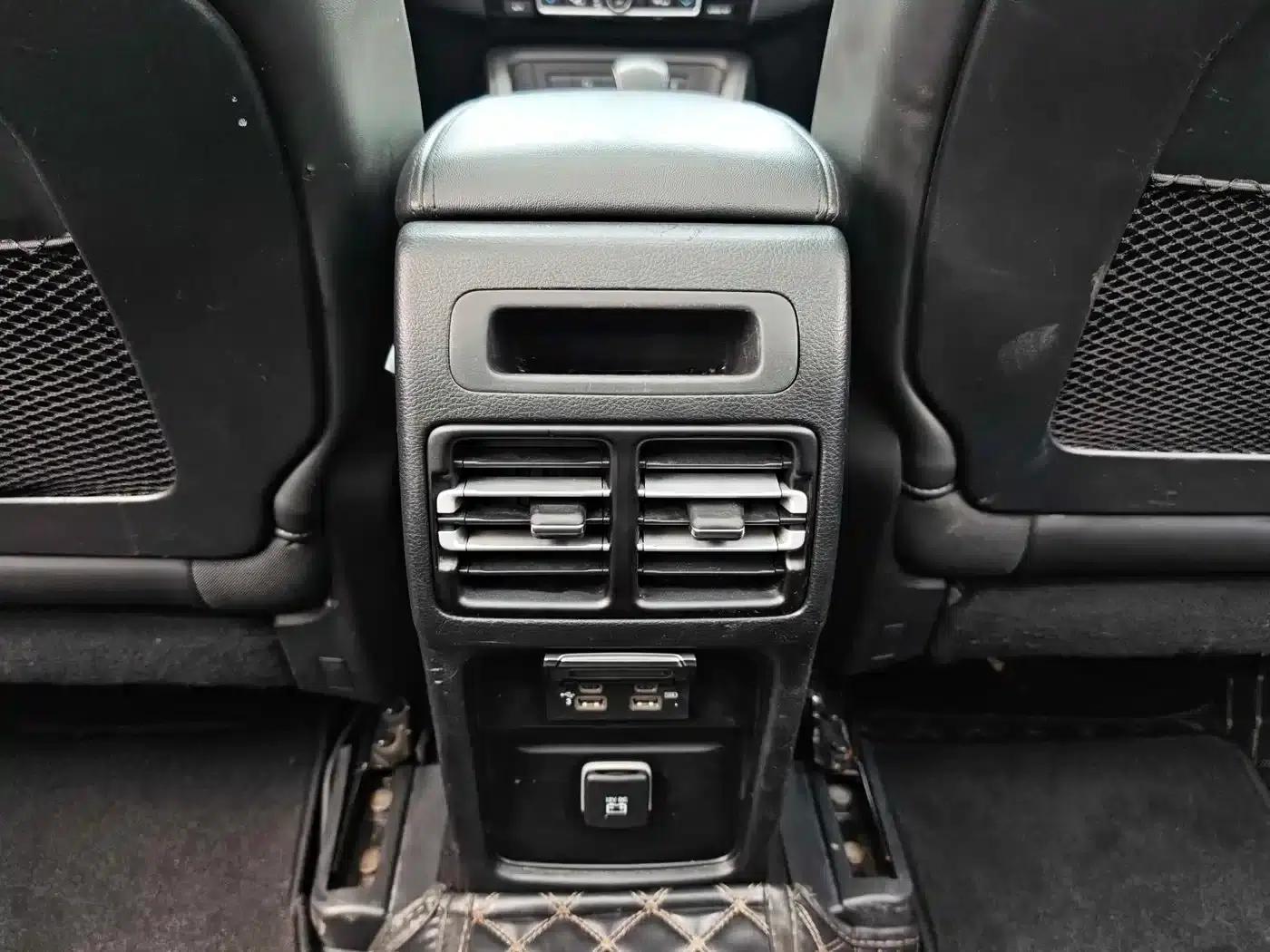 Commander 2018 2.0T 4WD Premium Edition (National V Emission Standard) — миниатюра 27