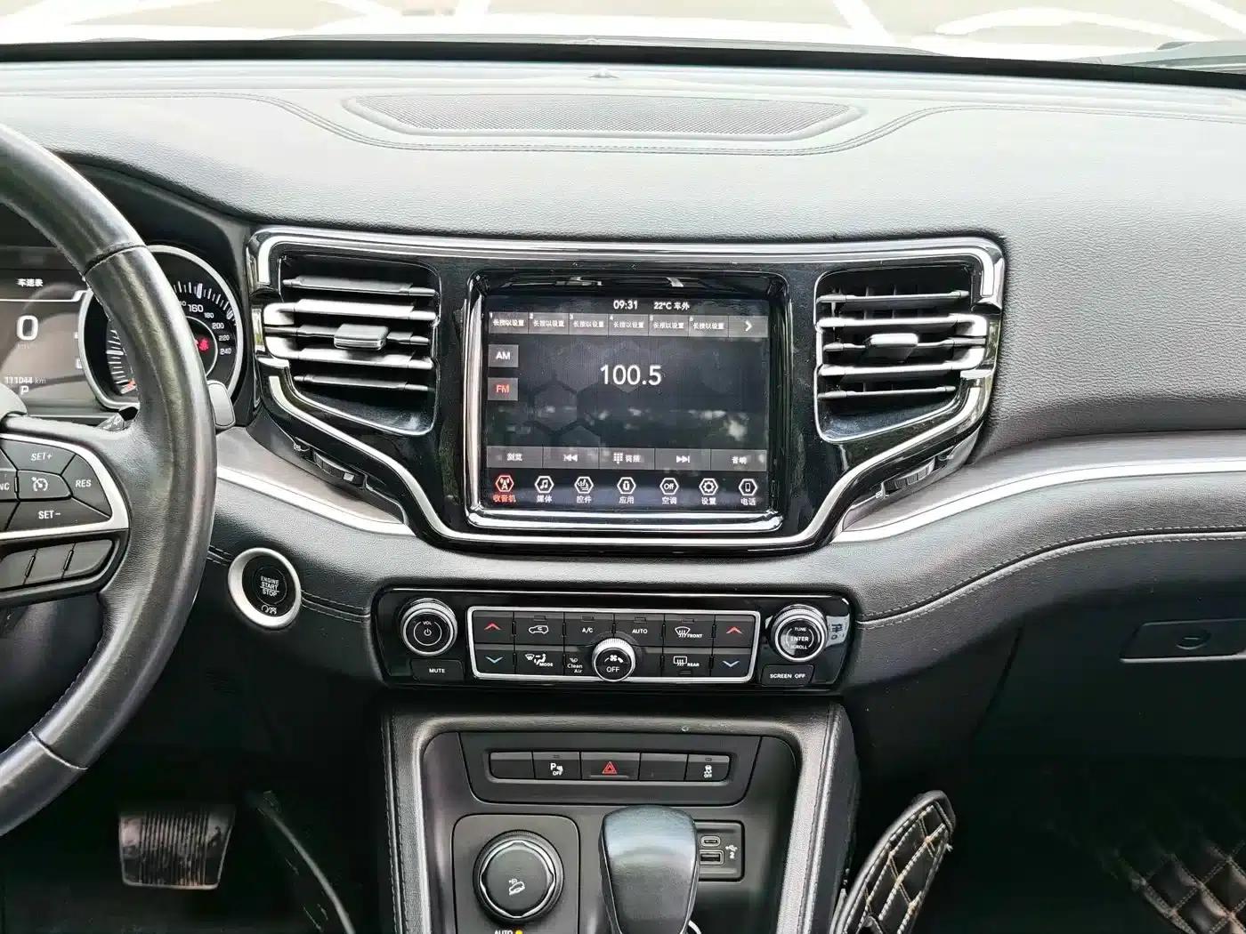 Commander 2018 2.0T 4WD Premium Edition (National V Emission Standard) — миниатюра 9