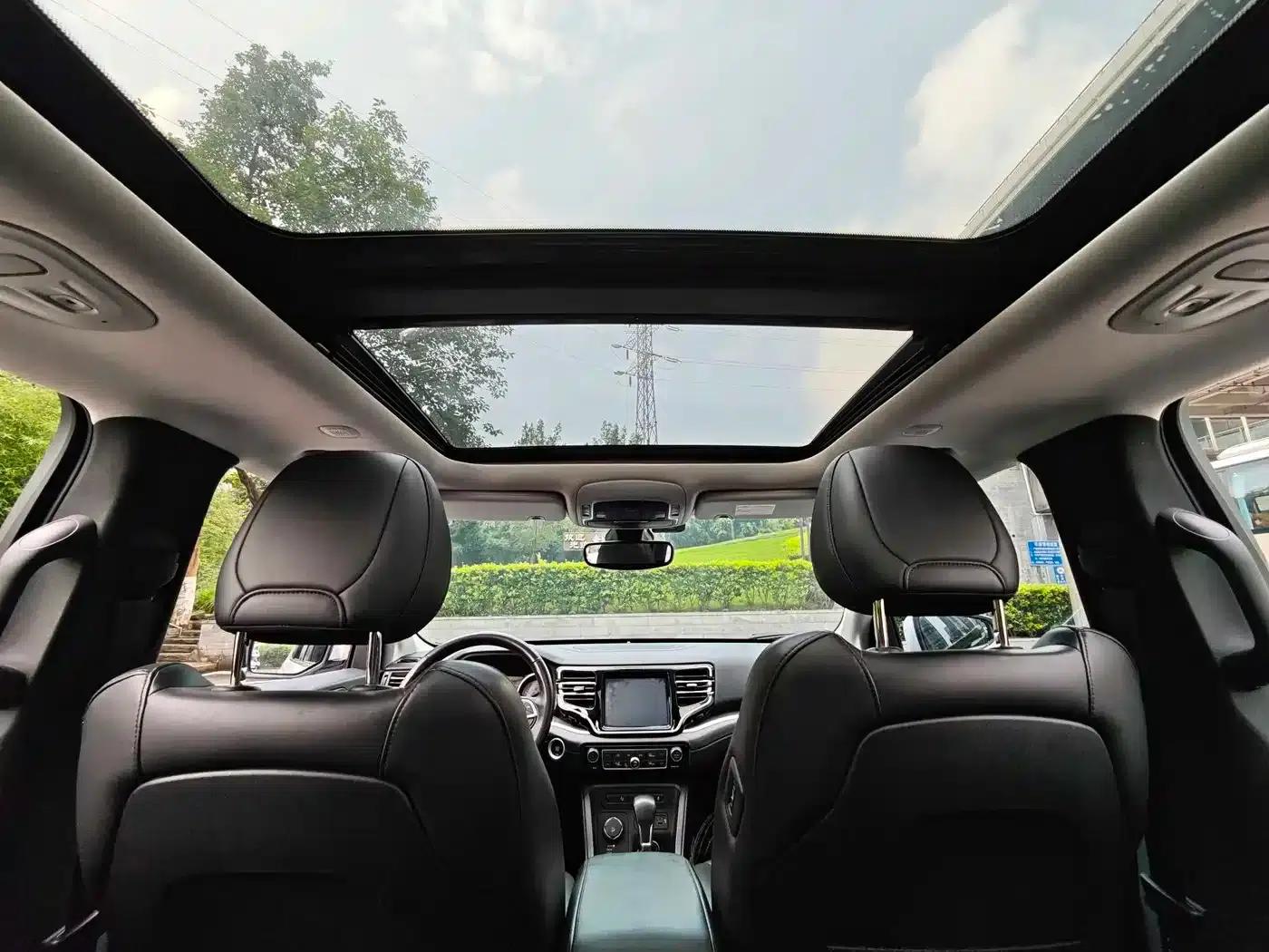 Commander 2018 2.0T 4WD Premium Edition (National V Emission Standard) — миниатюра 10