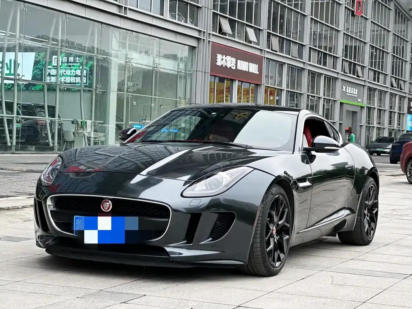 Jaguar F-TYPE 2016 3.0 SC Hardtop — миниатюра 1
