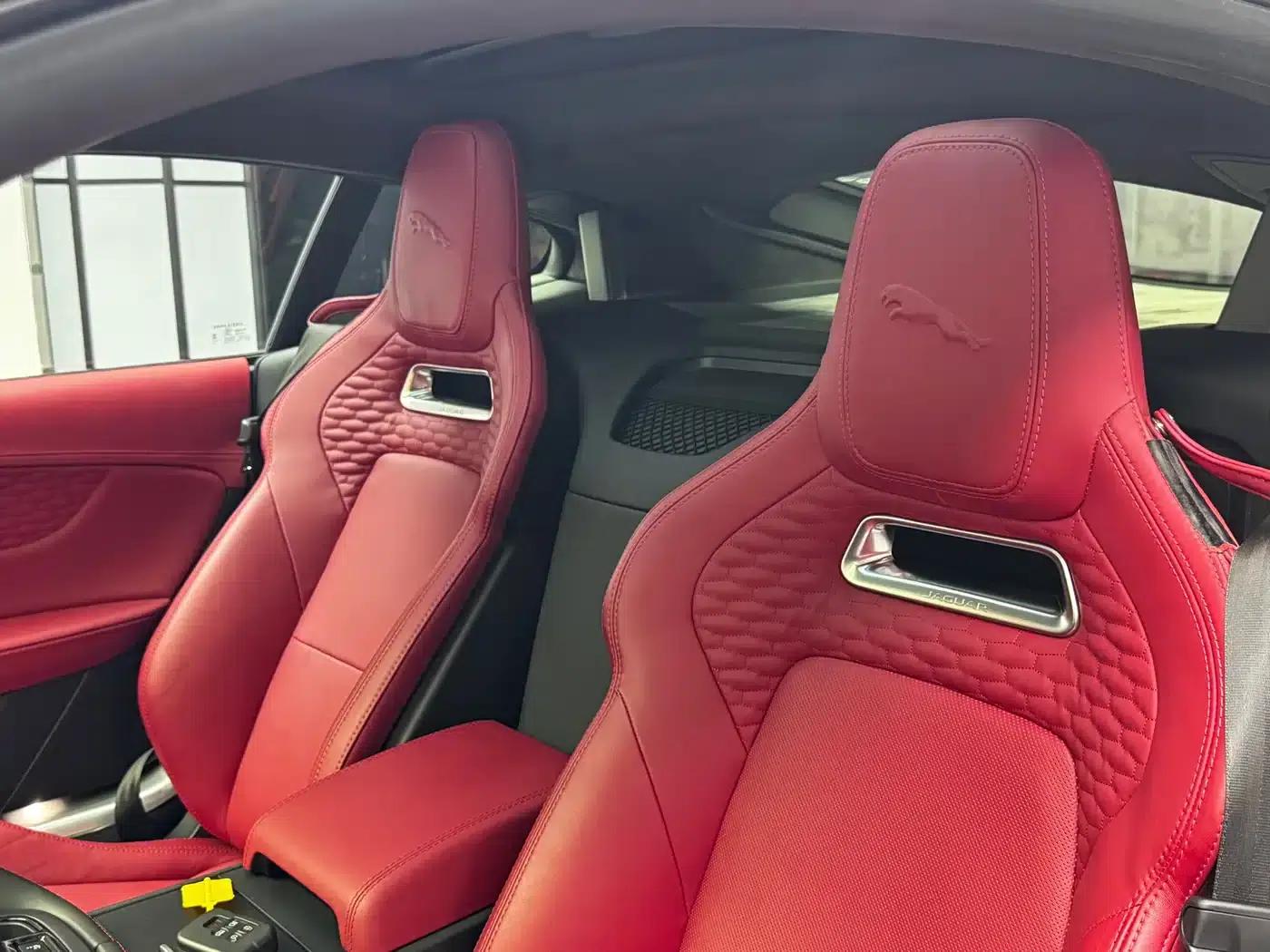Jaguar F-TYPE 2024 P300 75th Anniversary Edition Hardtop — миниатюра 20