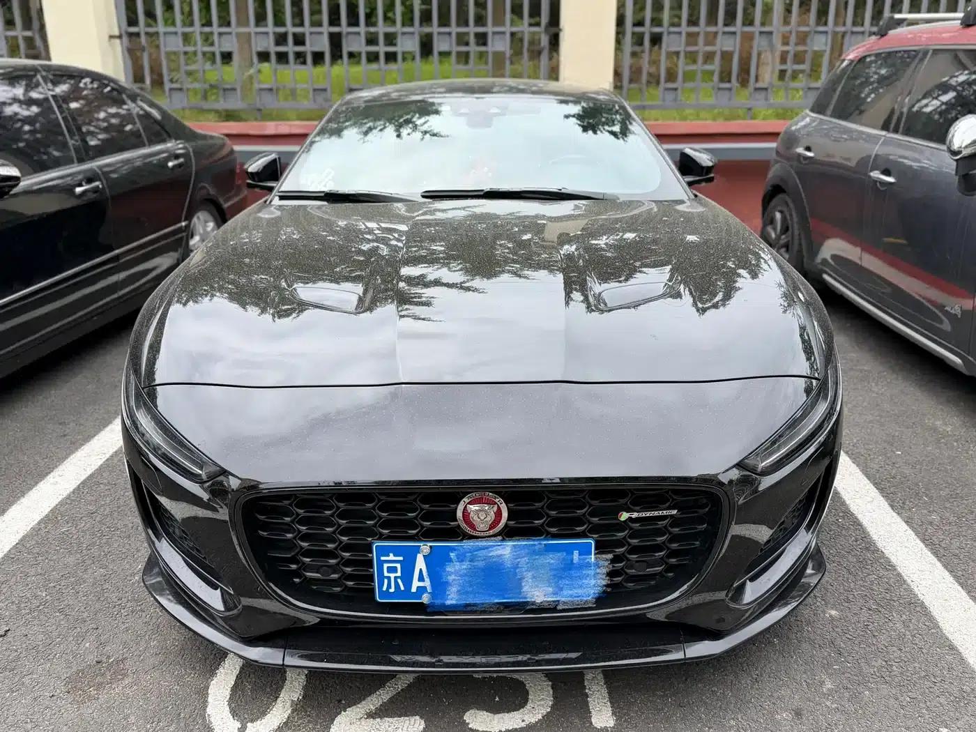 2023 Jaguar F-TYPE P300 Coupe R-DYNAMIC BLACK — миниатюра 2
