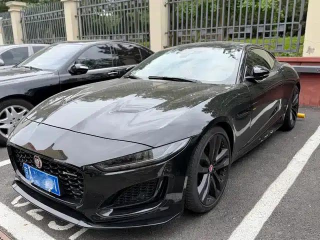 2023 Jaguar F-TYPE P300 Coupe R-DYNAMIC BLACK