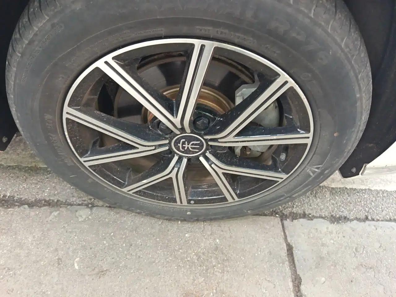 BYD Song MAX New Energy 2022 DM-i 105KM Prestige Model — миниатюра 8