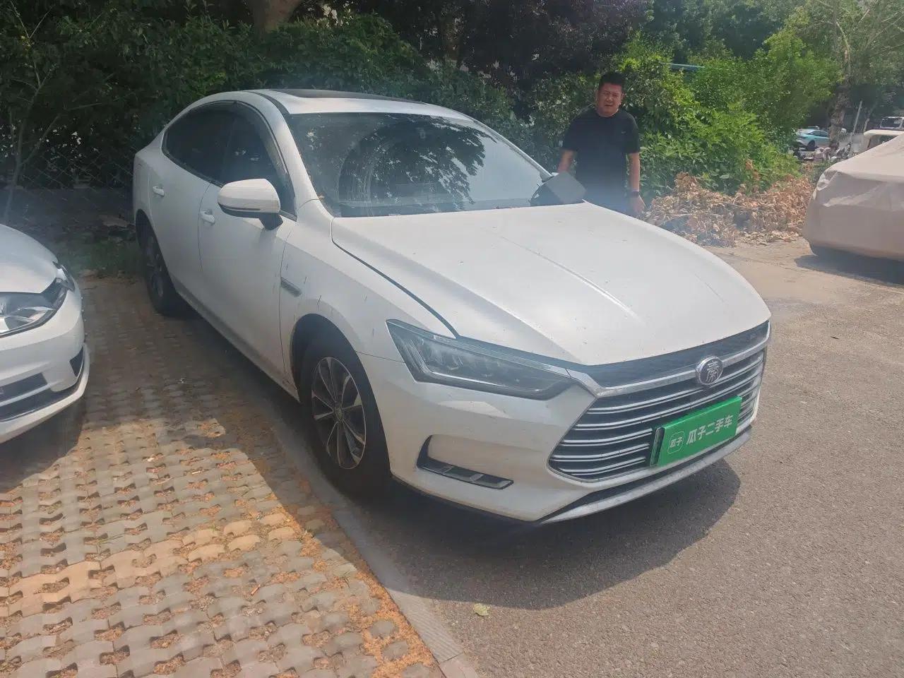 BYD Qin Pro New Energy 2019 DM 1.5TI Automatic Navigation Edition — миниатюра 3