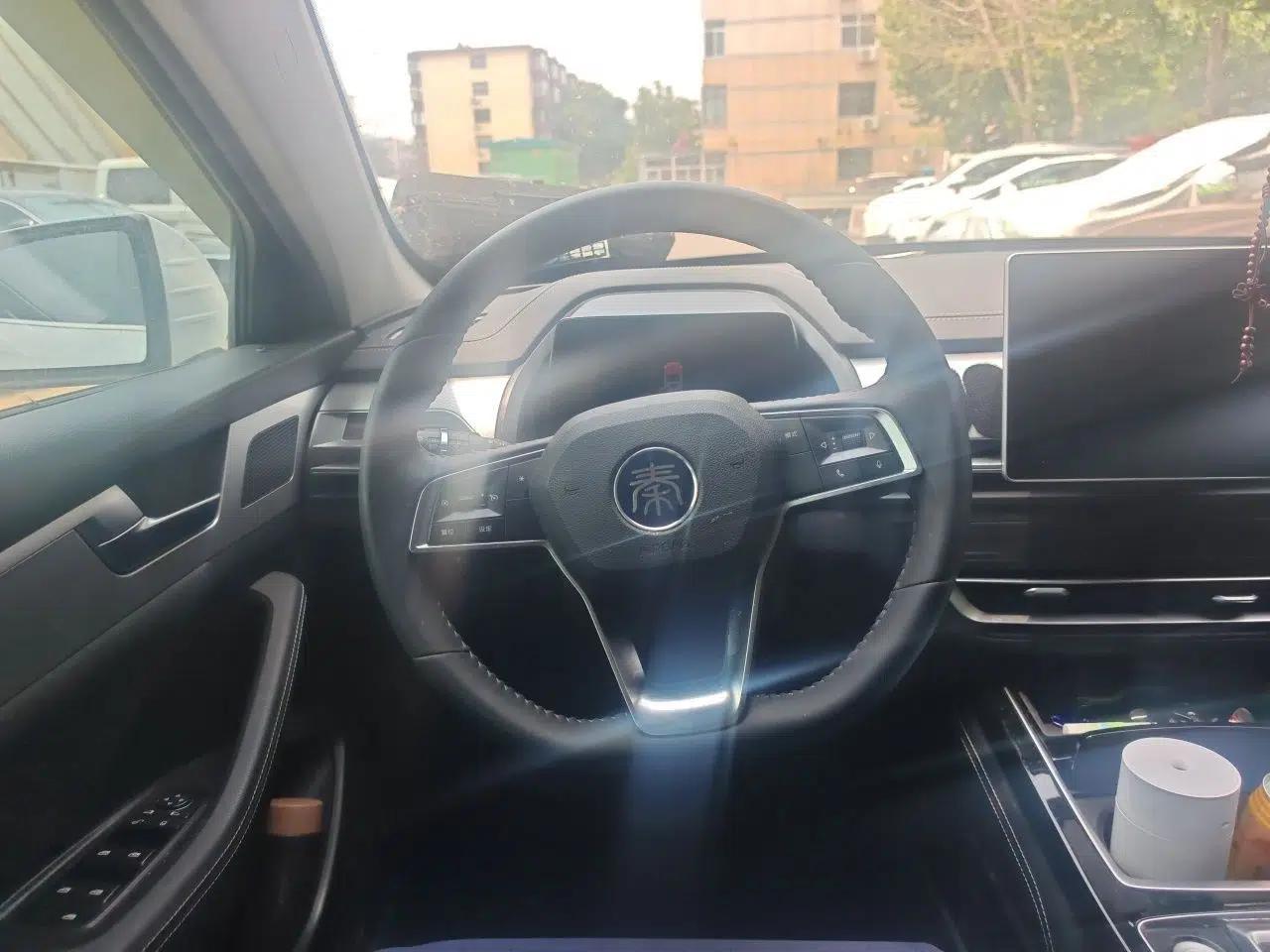 BYD Qin Pro New Energy 2019 DM 1.5TI Automatic Navigation Edition — миниатюра 10