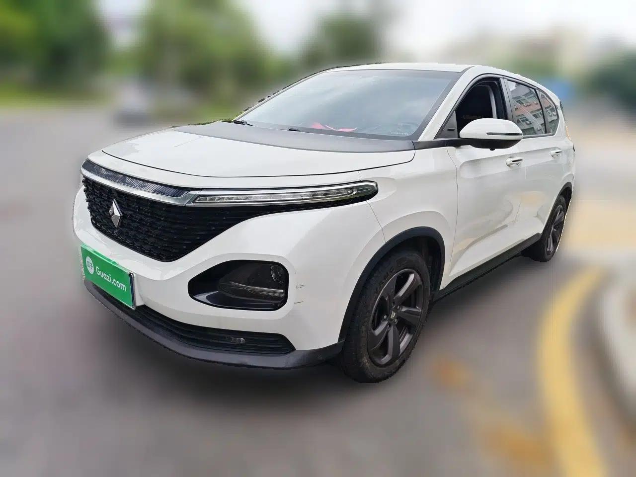 Baojun RM-5 2019 1.5T CVT Elite Version with 24-Hour Online Service 6 Seats — миниатюра 1