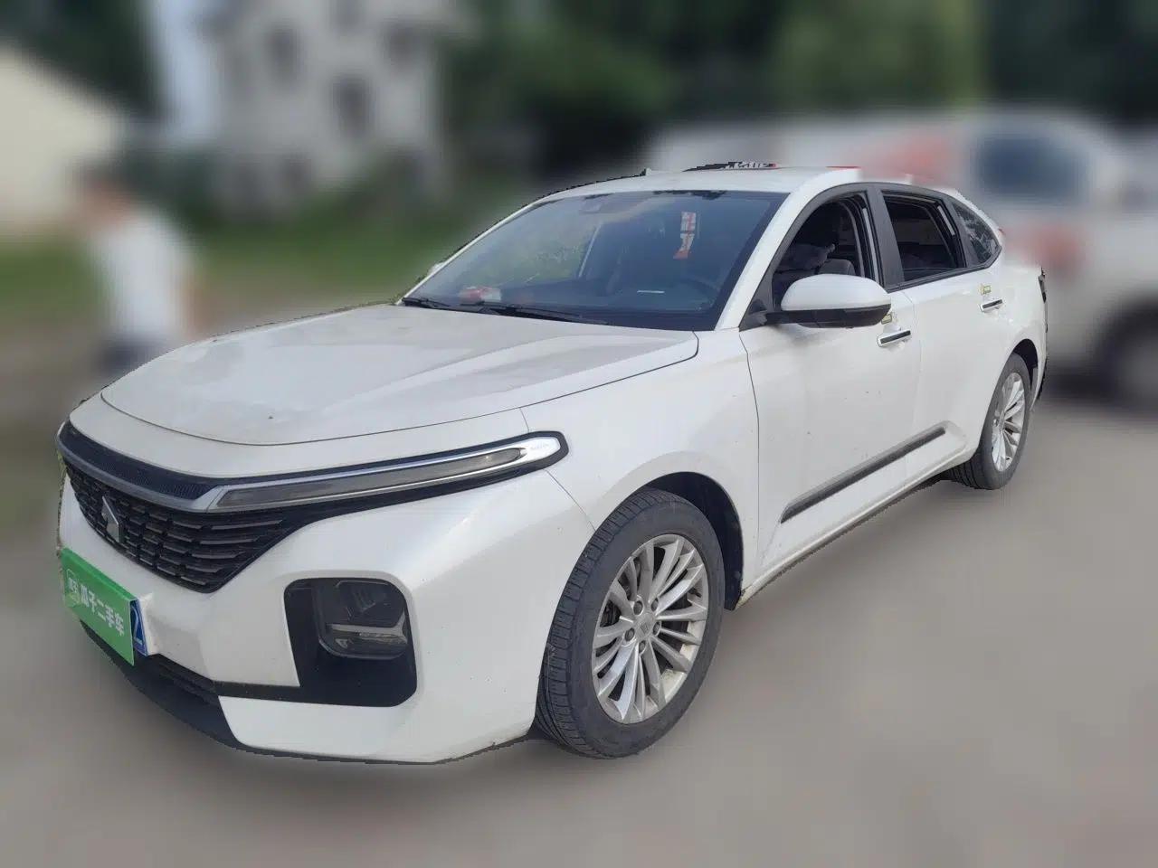 Baojun RC-5 2020 1.5T CVT Smart Shine Prestige Edition — миниатюра 1