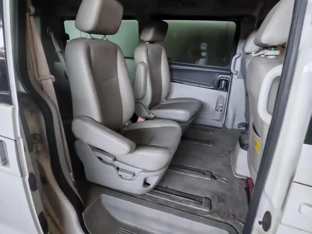 Refine M5 2013 2.0T Gasoline Manual Business Edition — миниатюра 8